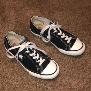 Sold sold Converse Chuck Taylor one star tennis shoes size 8